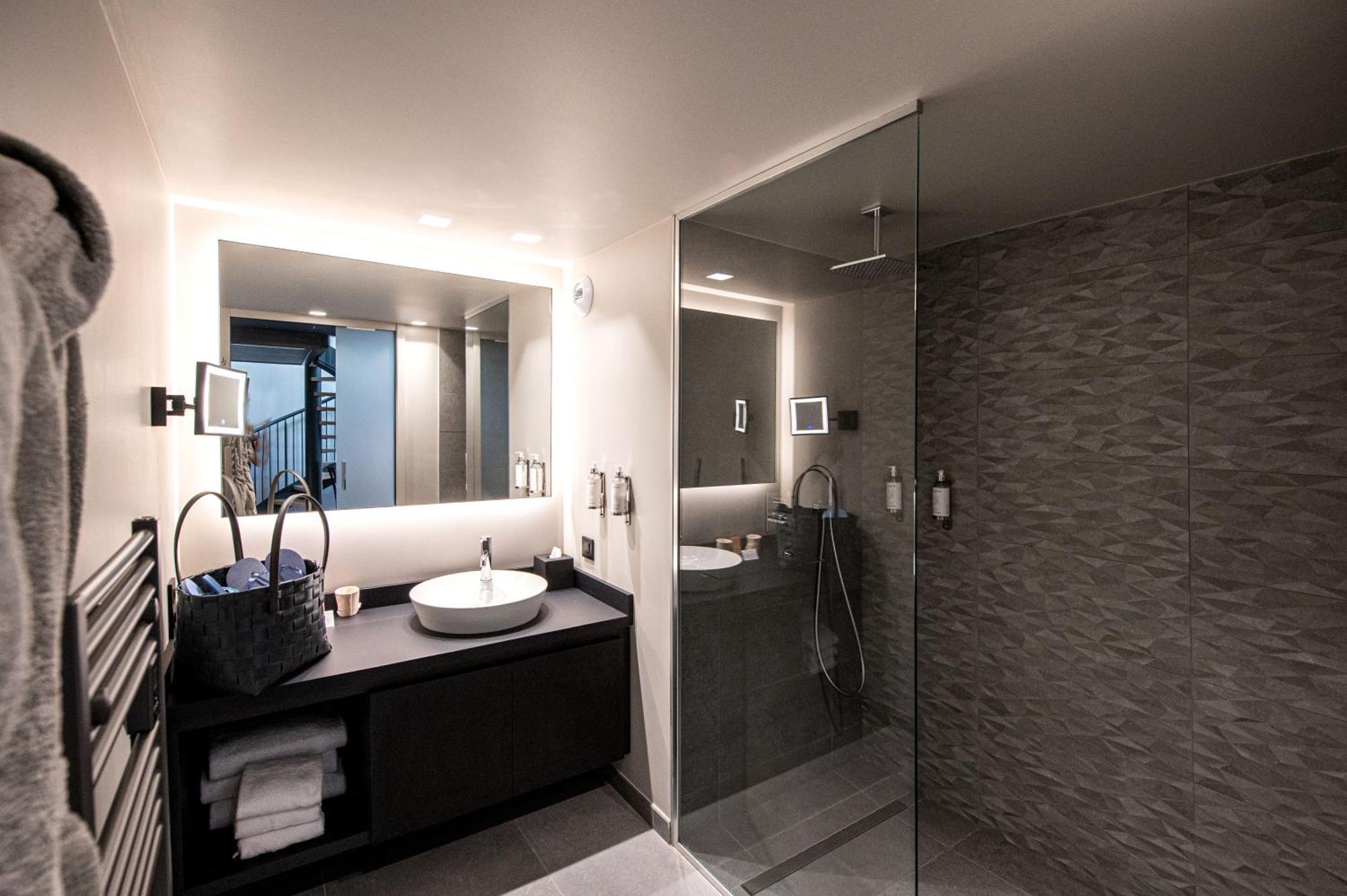 Best Western Premier Le Chapitre Hotel And Spa Remiremont Esterno foto