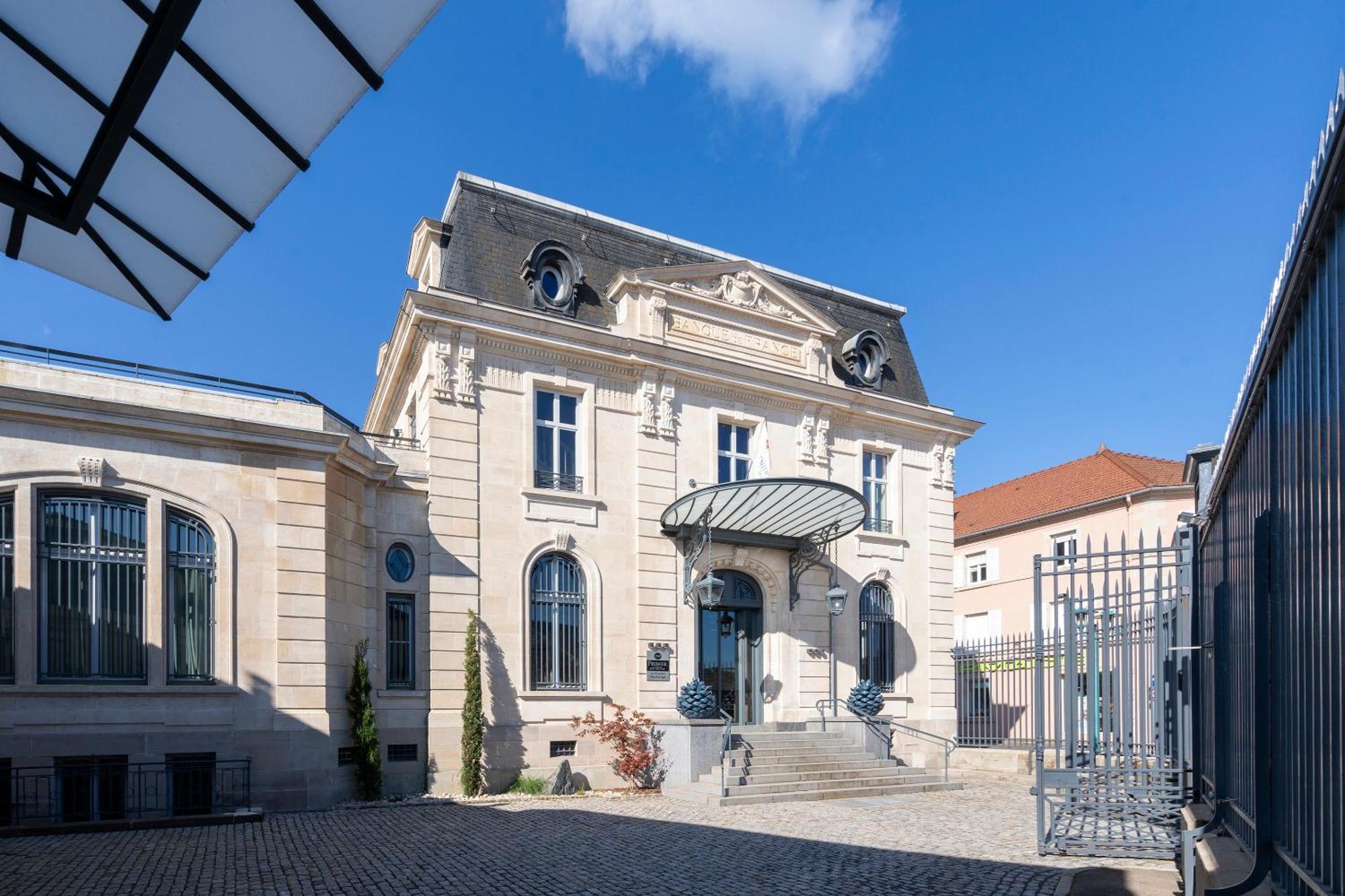 Best Western Premier Le Chapitre Hotel And Spa Remiremont Esterno foto